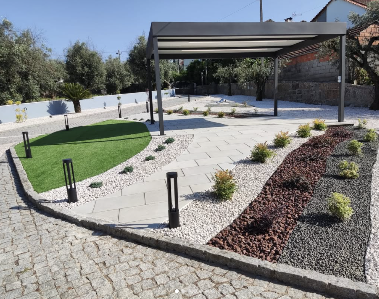 Captura de ecrã 2025-03-19, às 19.13.51